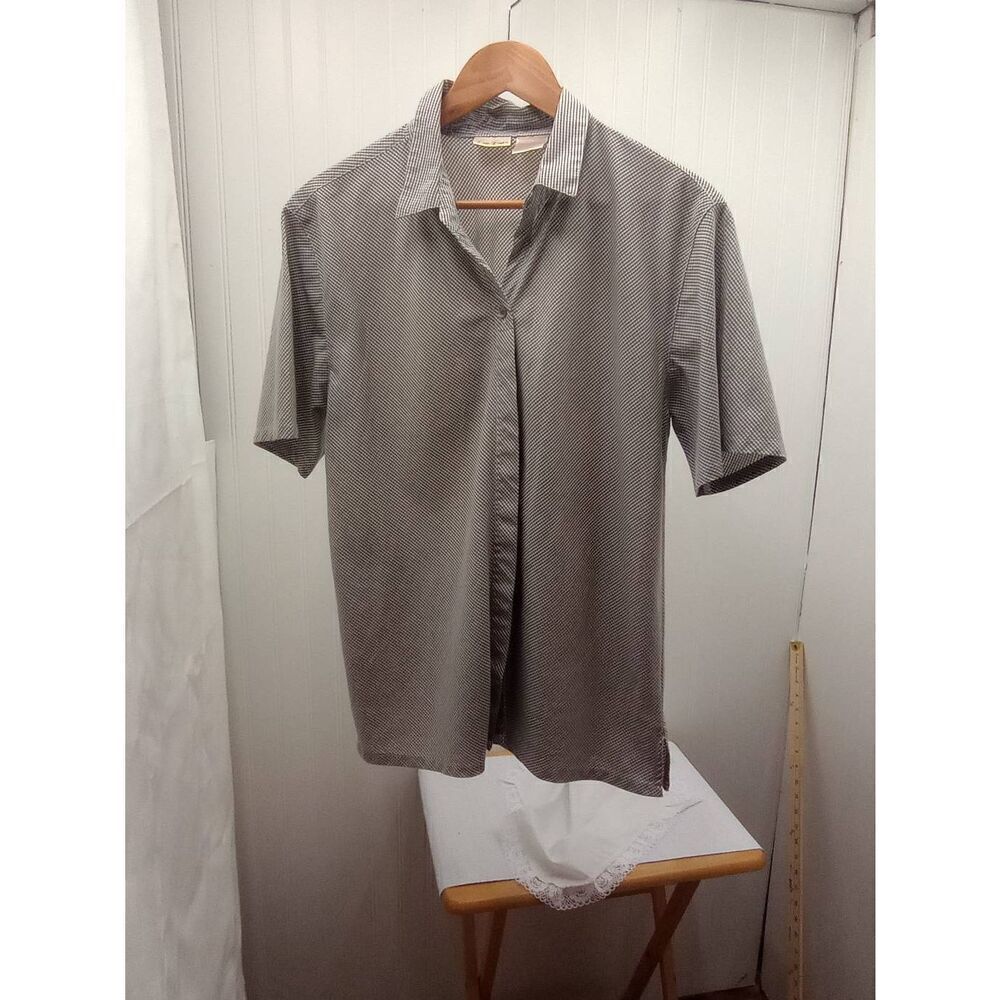 Vintage Bobbie Brooks tan & white gingham,button down, short sleeve blouse size